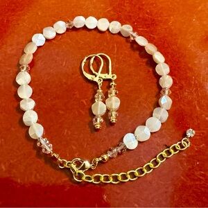 New Hand Crafted Peach Moonstone Bracelet & Earrings with Swarovski Crystals